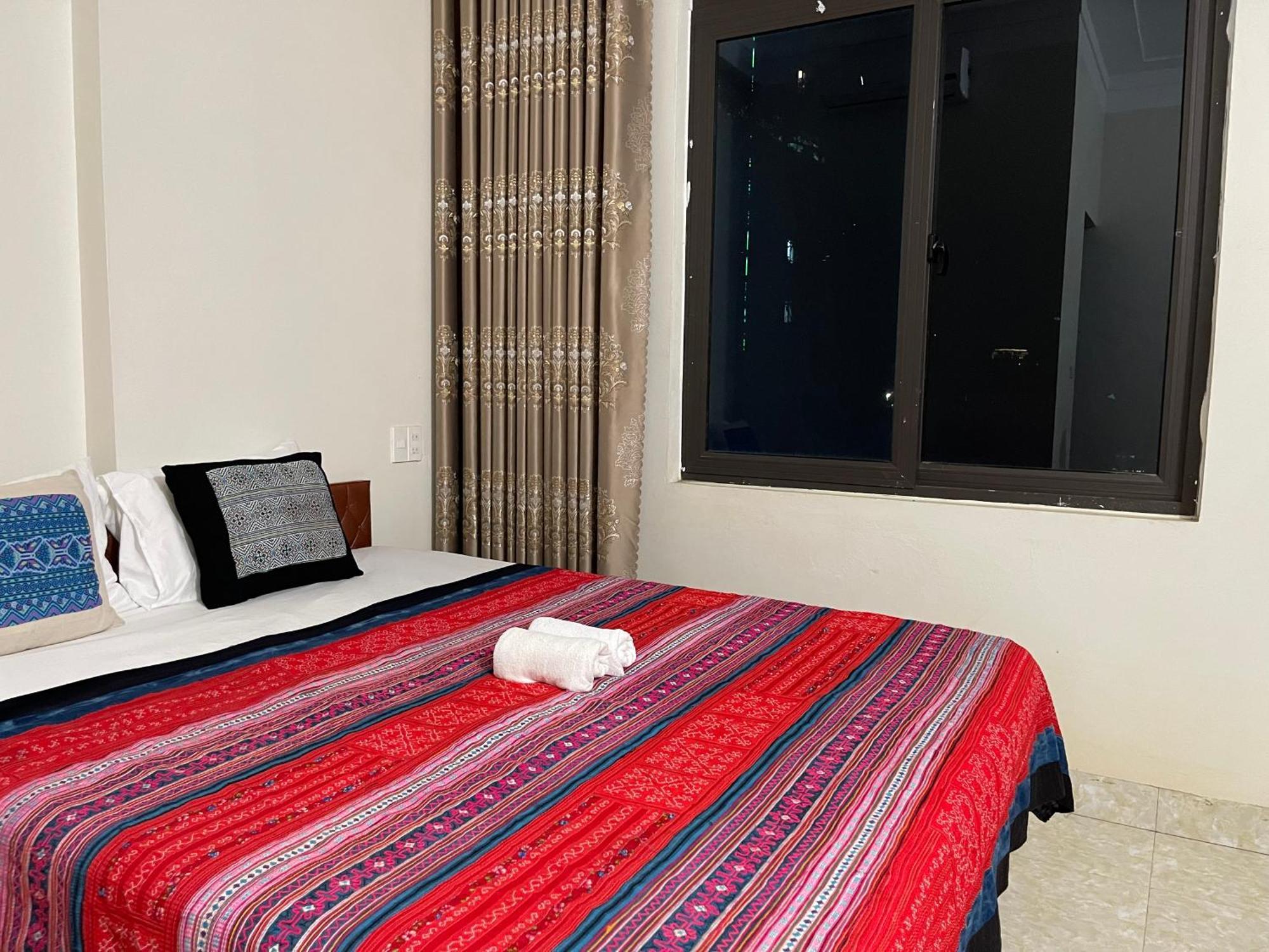 Ha Giang Yolo House And Loop Tours Hotell Eksteriør bilde